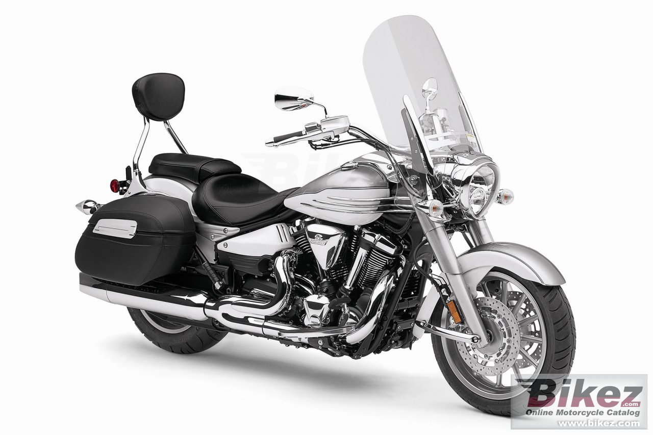 Big Yamaha star stratoliner picture and wallpaper from Bikez.com